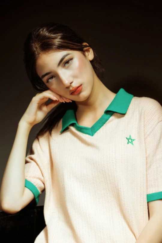 portrait fille t-shirt maroc. photographe portrait casablanca maroc